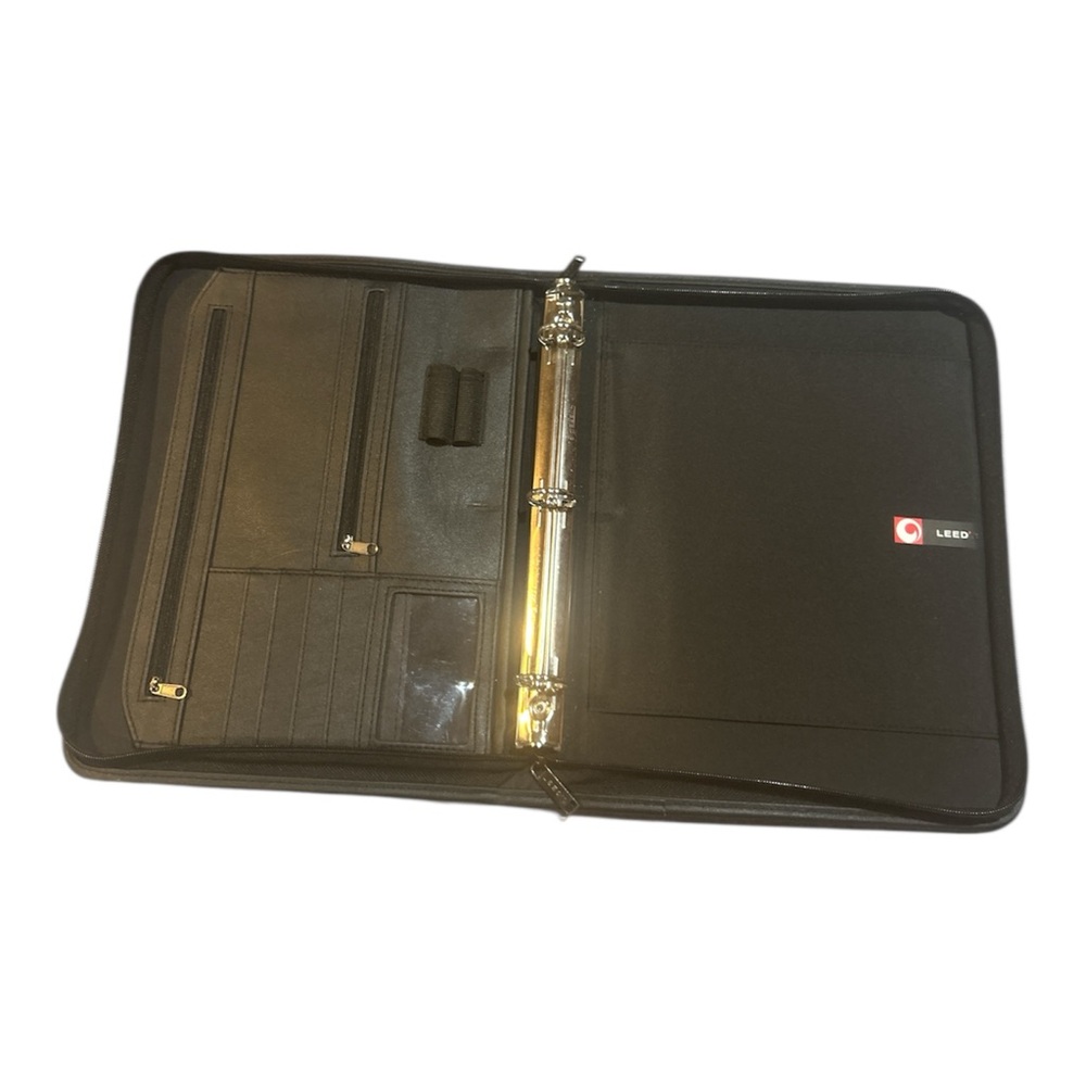 Leeds Black Leather Portfolio Binder - Picture 2 of 3